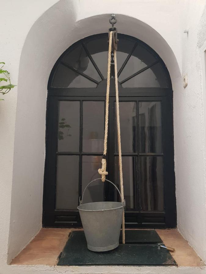 Casa S. XIX En Pleno Centro De Carmona Villa Exterior photo